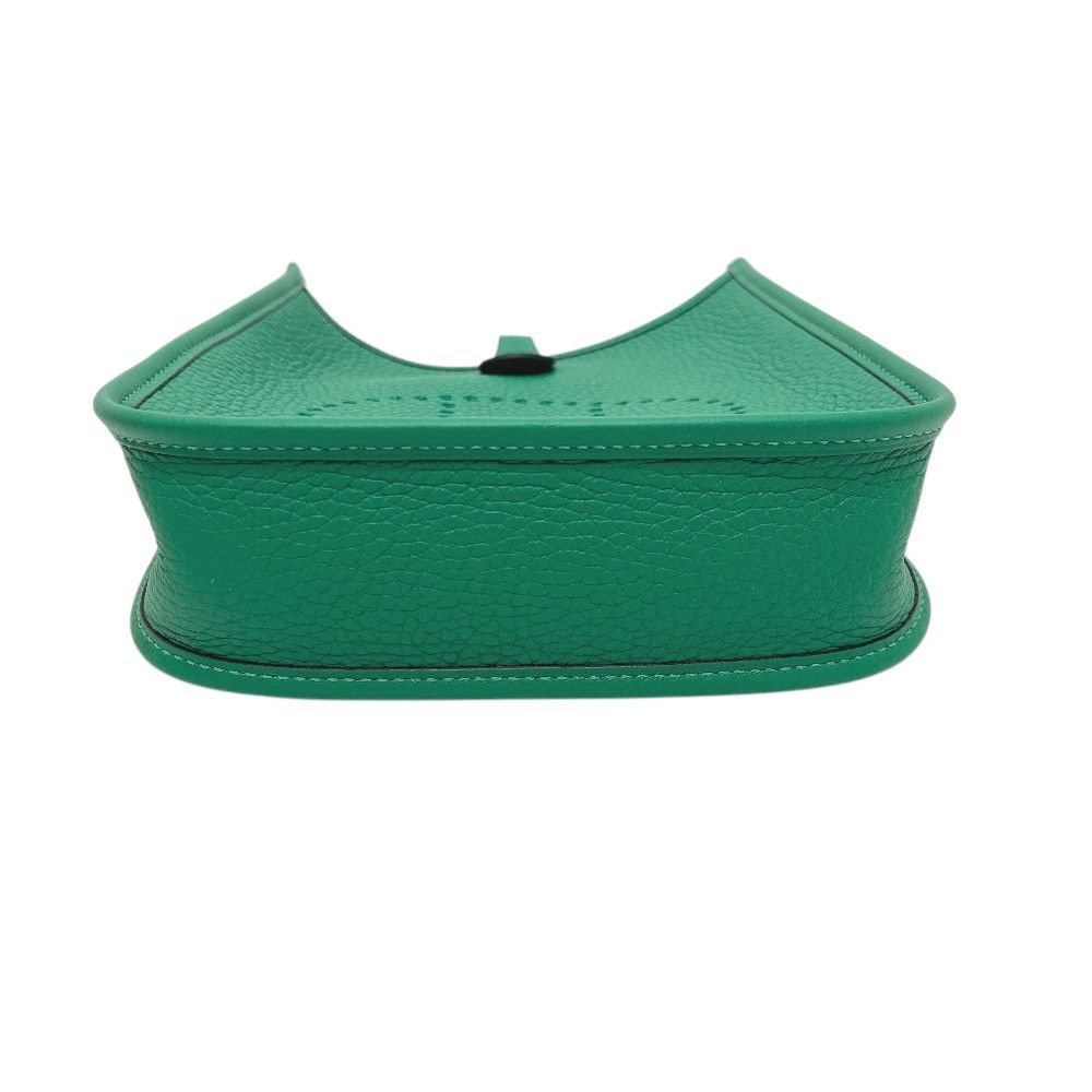 Hermes Shoulder Bag Evelyne TPM 16 Taurillon Clemence Vert Green — view 5
