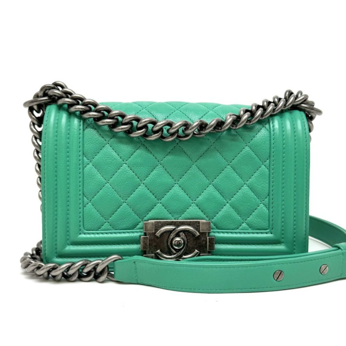 Chanel Boy Shoulder Bag Calfskin Green Silver Chain Bag Double CC Logo Quilted