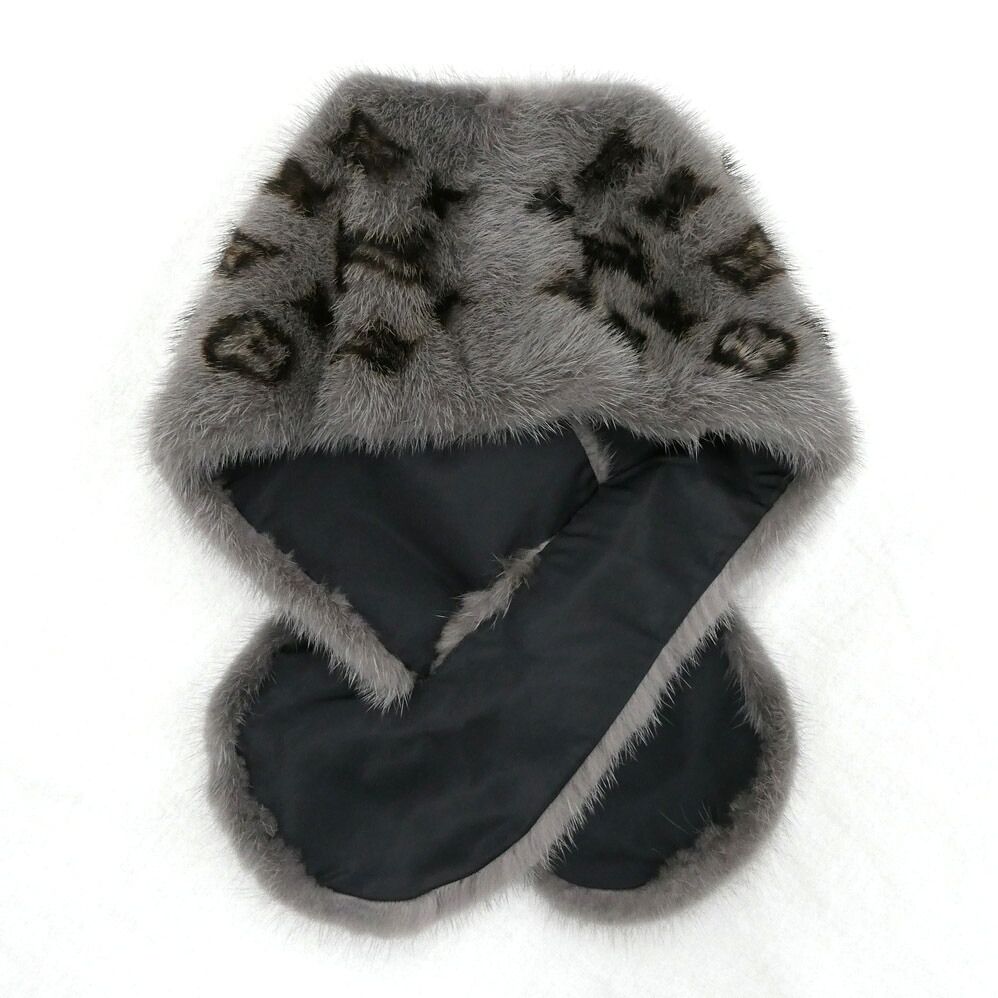 Louis Vuitton Monogram Fur Gray Scarf — view 2