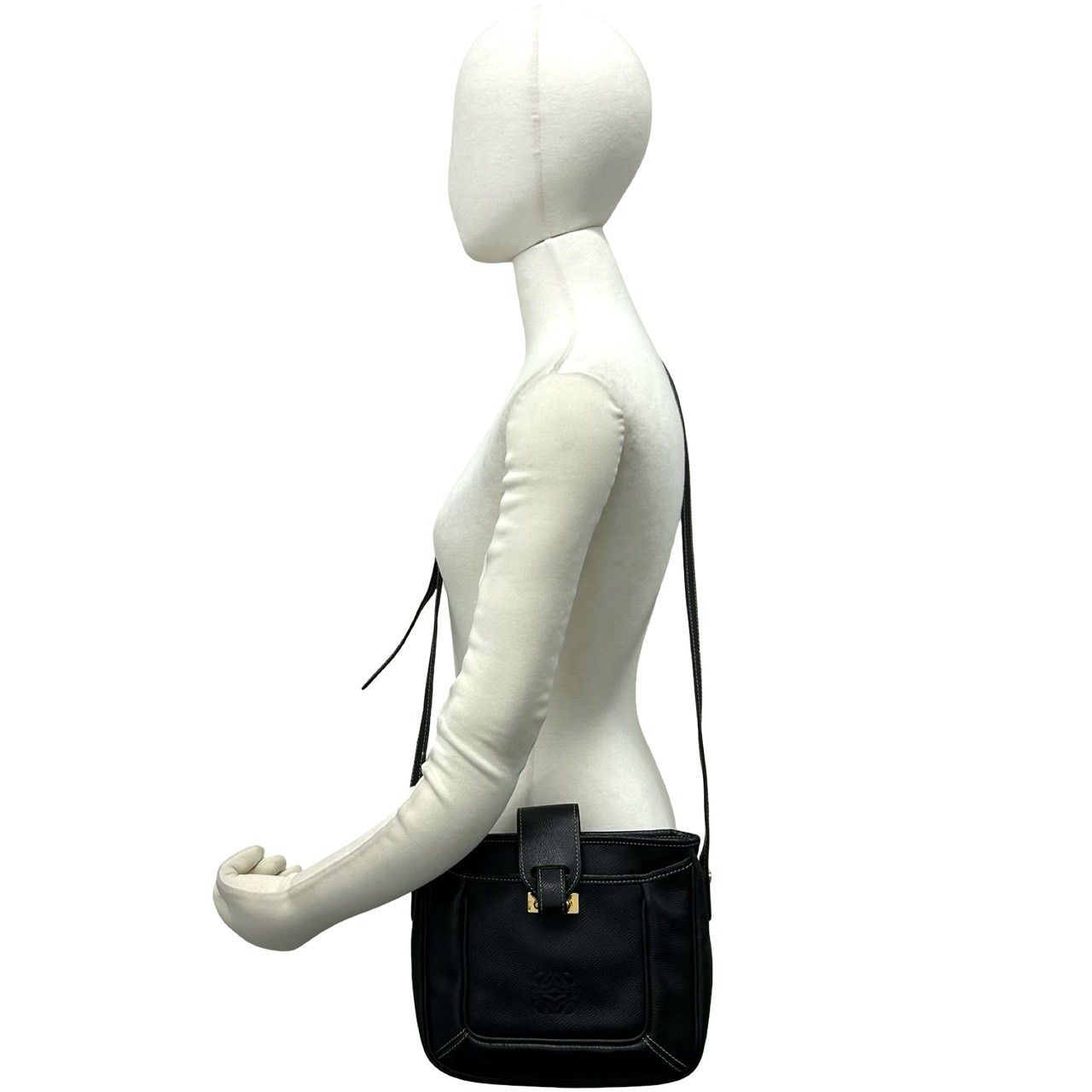 Loewe Vintage Anagram Leather Shoulder Bag Sacochette Pochette Black — view 2