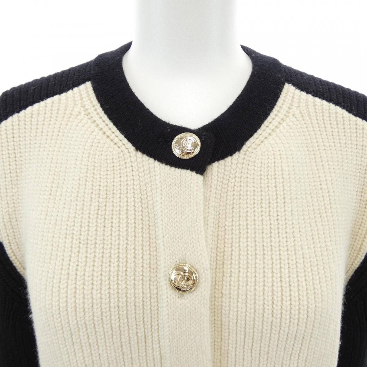 Chanel Cardigan Black — view 6