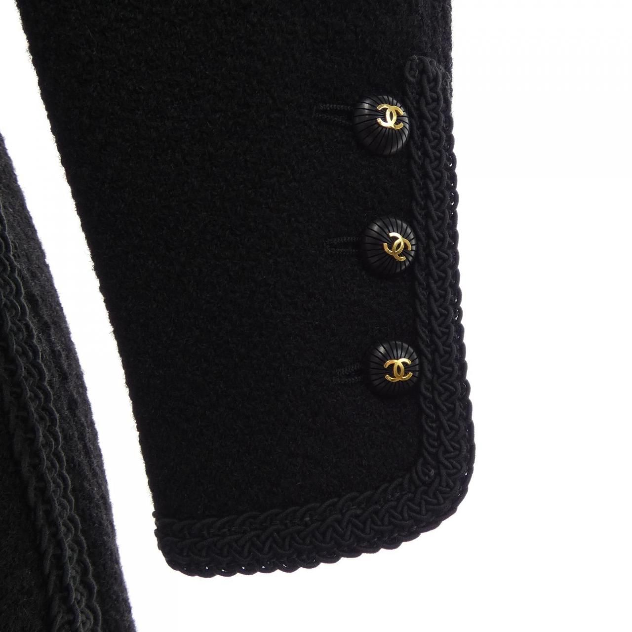Chanel Vintage 93c Suit — view 6