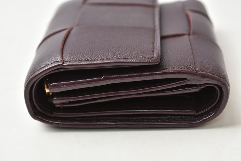 Bottega Veneta Wallet Bi Foldwallet Cassette Compact Leather Bordeaux — view 3
