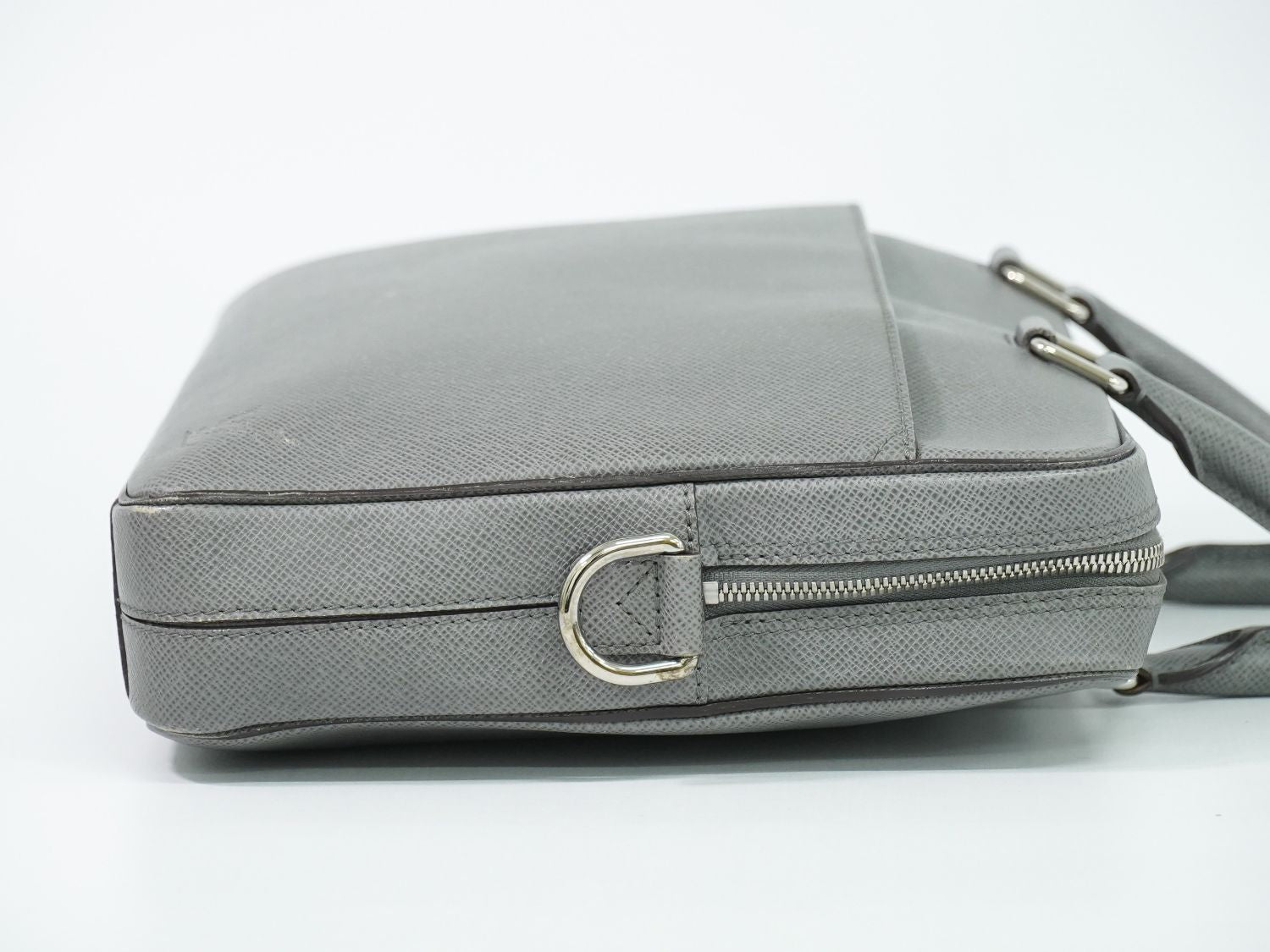 Louis Vuitton LV Porto Documan Business PM Taiga Leather Bag Glacier Gray — view 4
