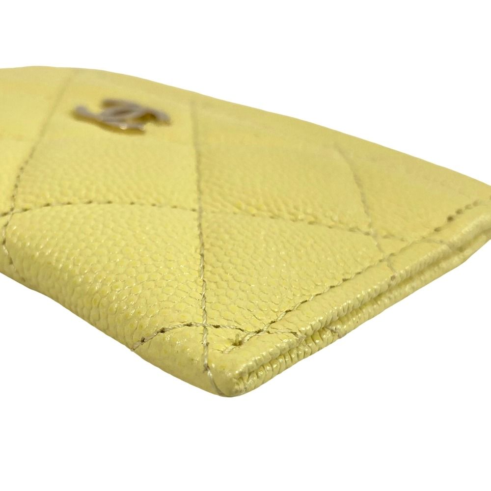 Chanel Caviar Leather CC Logo Quilted Classic Card Case Light Yellow — view 7