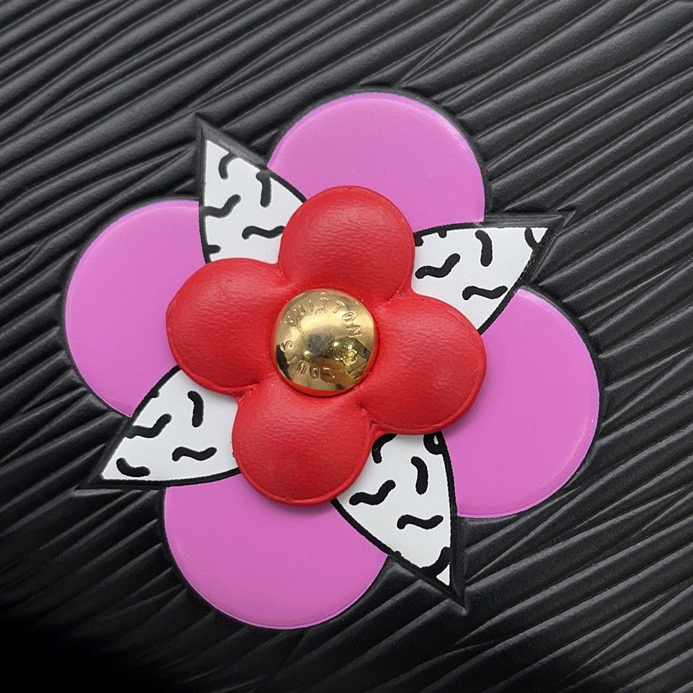 Louis Vuitton Epi Flower Zippy Wallet Black — view 5