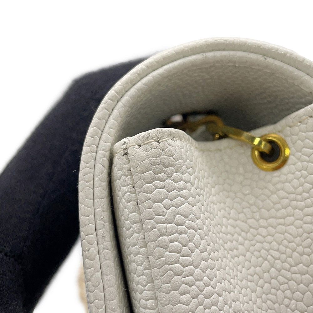 Chanel Chain Shoulder Bag Quilted 25 CC Logo Single Flap White — view 8