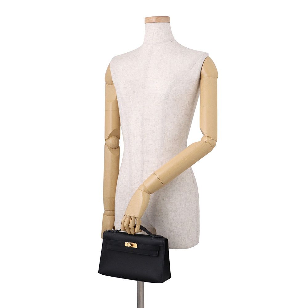 Hermes Handbag Pochette Kelly Black Gold Swift — view 4