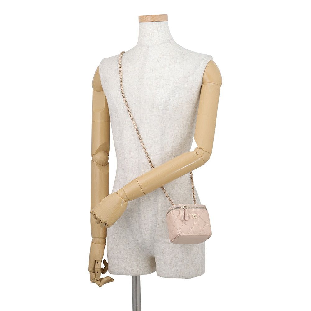 Chanel Chain Shoulder Bag Quilted CC Logo Classic Mini Vanity Case Caviar — view 4