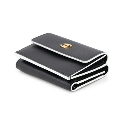 Chanel Trifold Wallet CC Logo Lambskin Compact Black — view 2