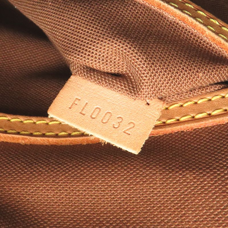 Louis Vuitton Handbag Brown — view 8