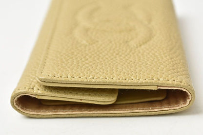 Chanel Key Case 6 CC Mark Caviar Leather Beige Gold Key Holder — view 3