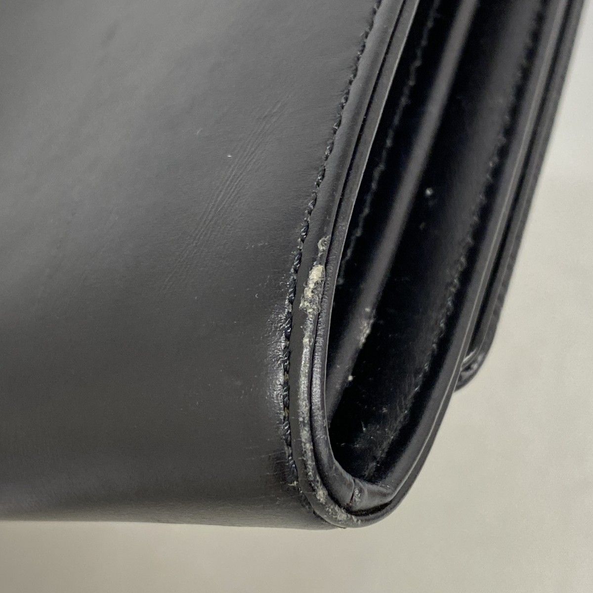Louis Vuitton Clutch Line Aegean Noir — view 5