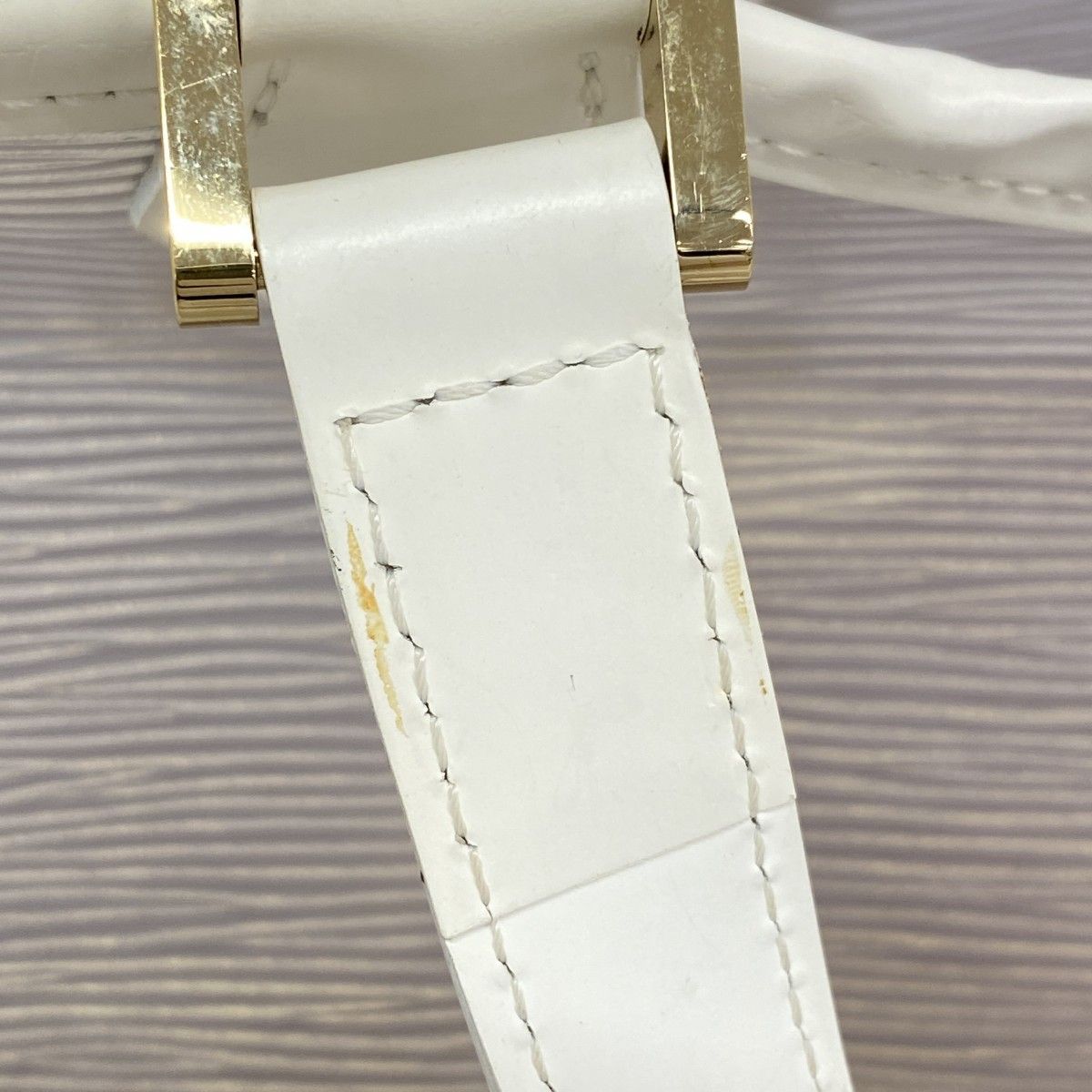 Louis Vuitton Handbag Epi Mini White — view 7