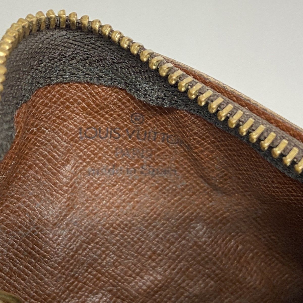 Louis Vuitton Coin Case Monogram Pochette Cles Brown — view 4