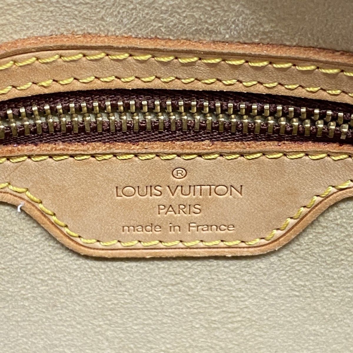 Louis Vuitton Shoulder Bag Monogram Looping MM Brown — view 5