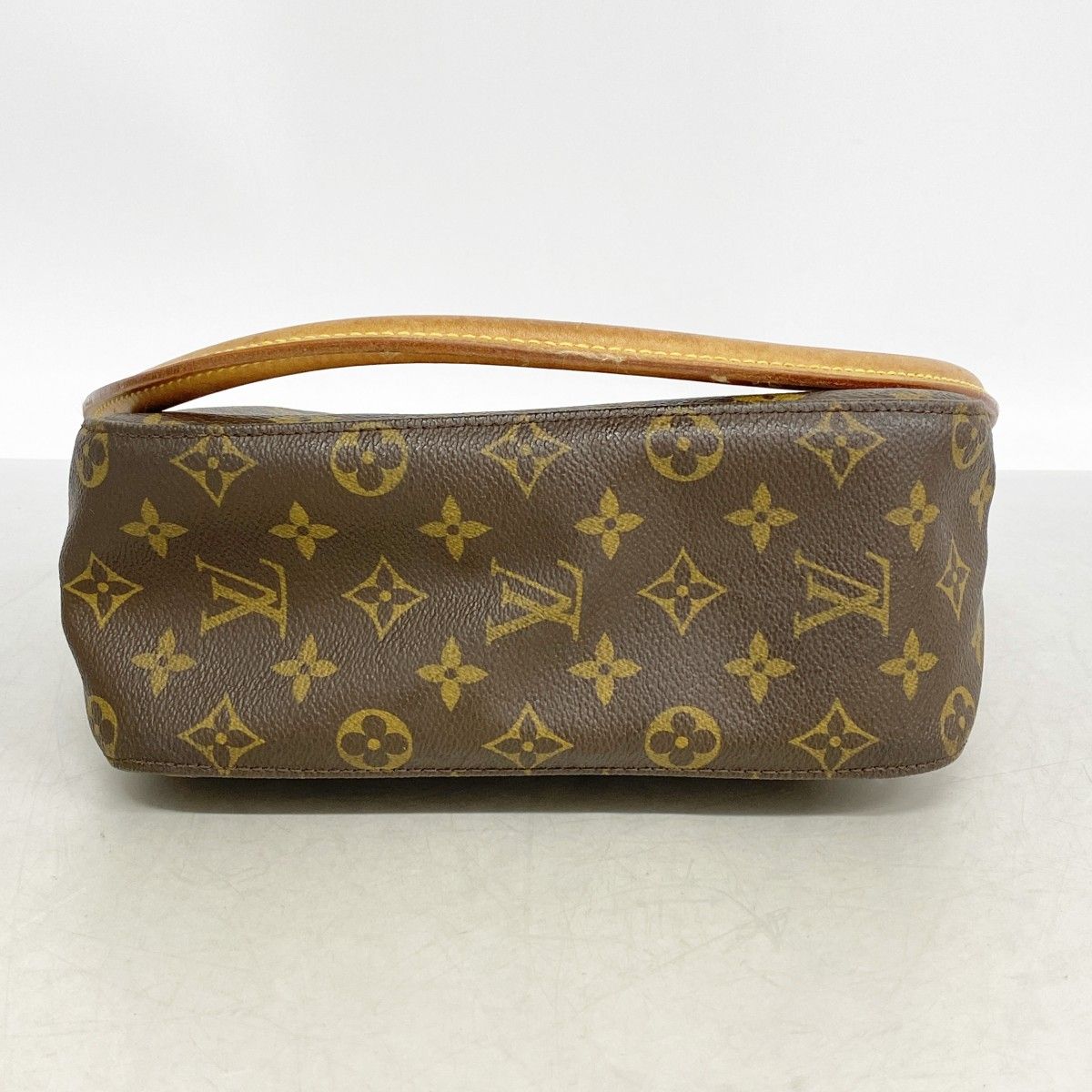 Louis Vuitton Shoulder Bag Monogram Looping MM Brown — view 3