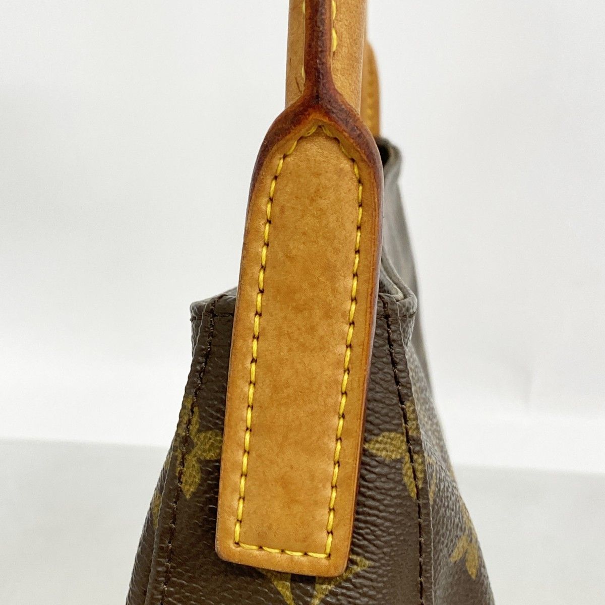 Louis Vuitton Shoulder Bag Monogram Looping MM Brown — view 8
