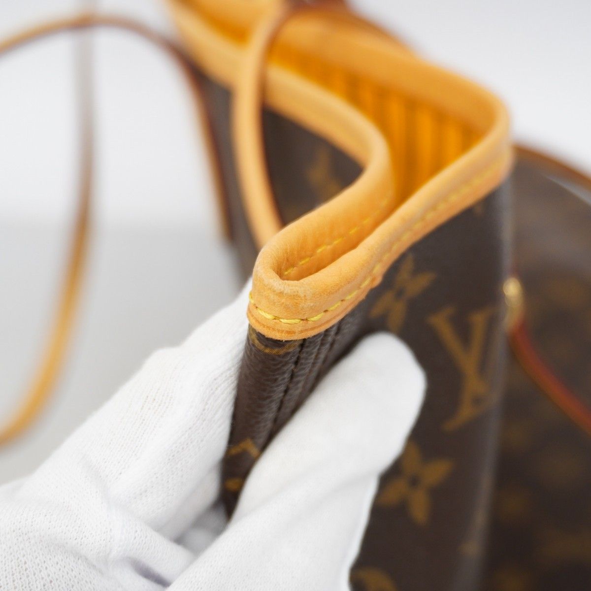 Louis Vuitton Tote Monogram Neverfull GM — view 6