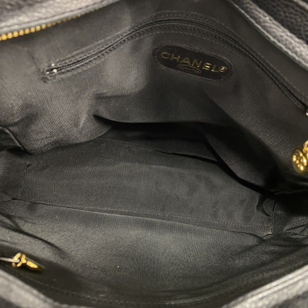Chanel Shoulder Bag Triple Coco Caviar Leather Black Gold — view 4