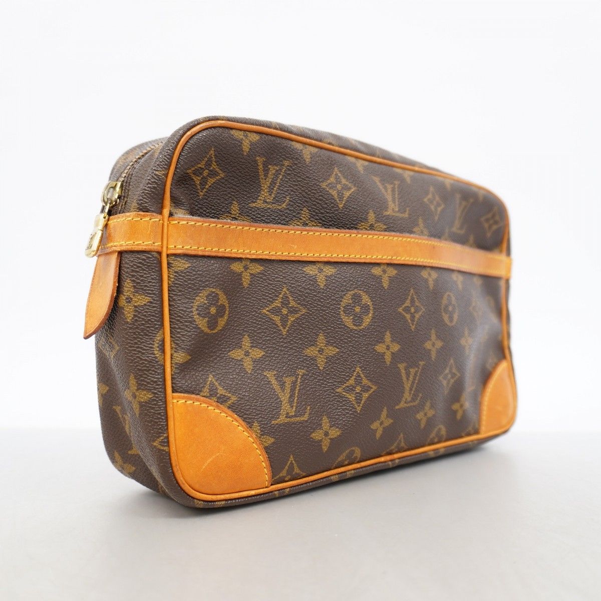 Louis Vuitton Clutch Monogram Brown — view 2