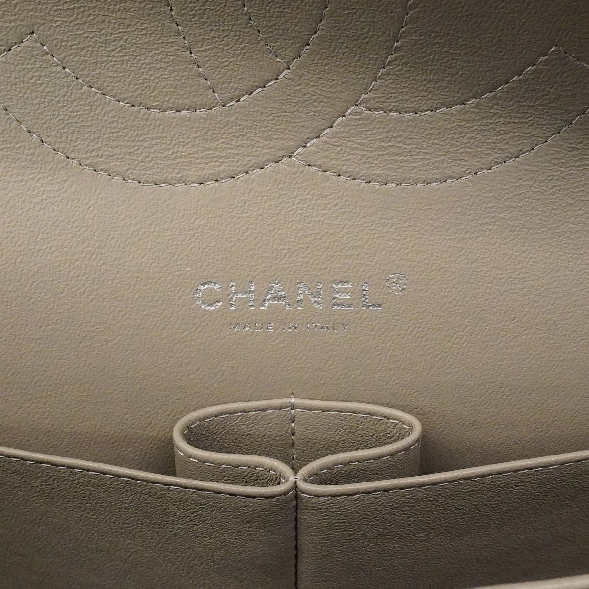 Chanel Shoulder Bag Maxi Quilted Caviar Leather Gray Silver — view 5