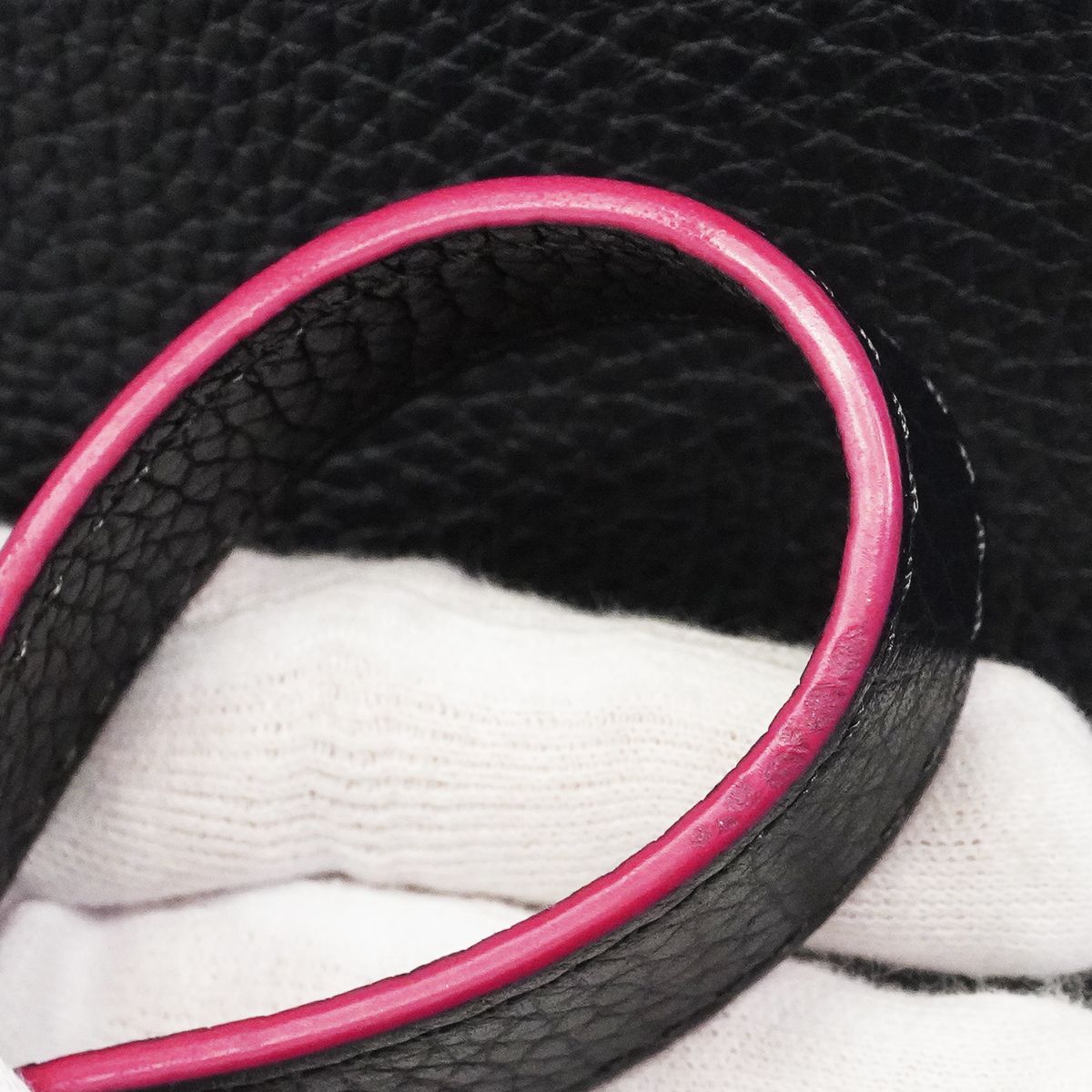 Louis Vuitton Handbag Taurillon Capucines BB Cobalt 2-Way — view 8