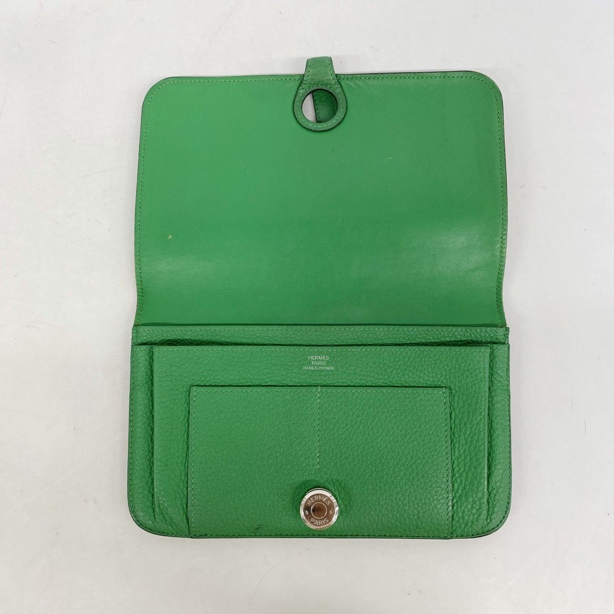 Hermes Wallet Dogon GM Togo Bamboo Silver — view 3