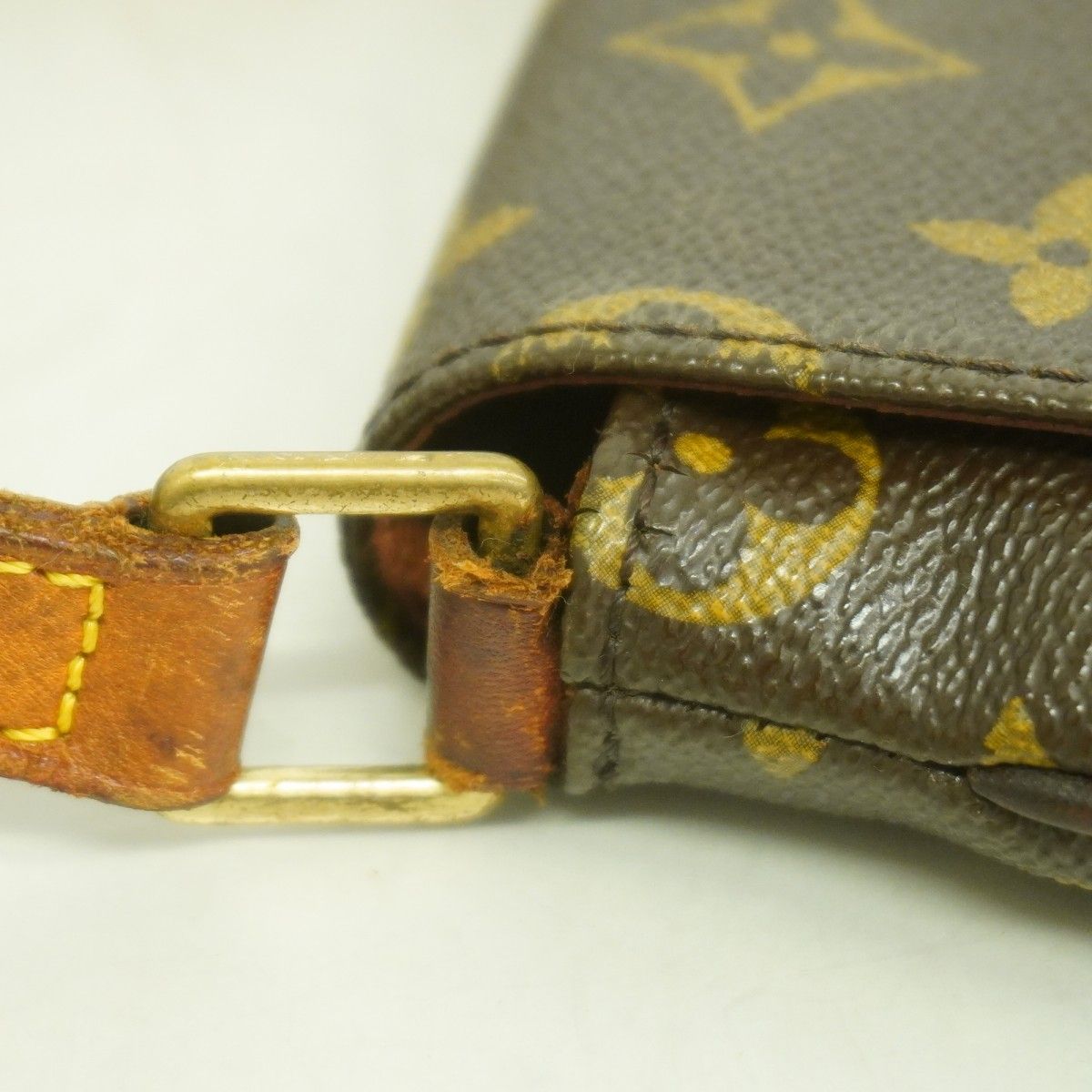 Louis Vuitton Shoulder Bag Monogram Musette Brown — view 8