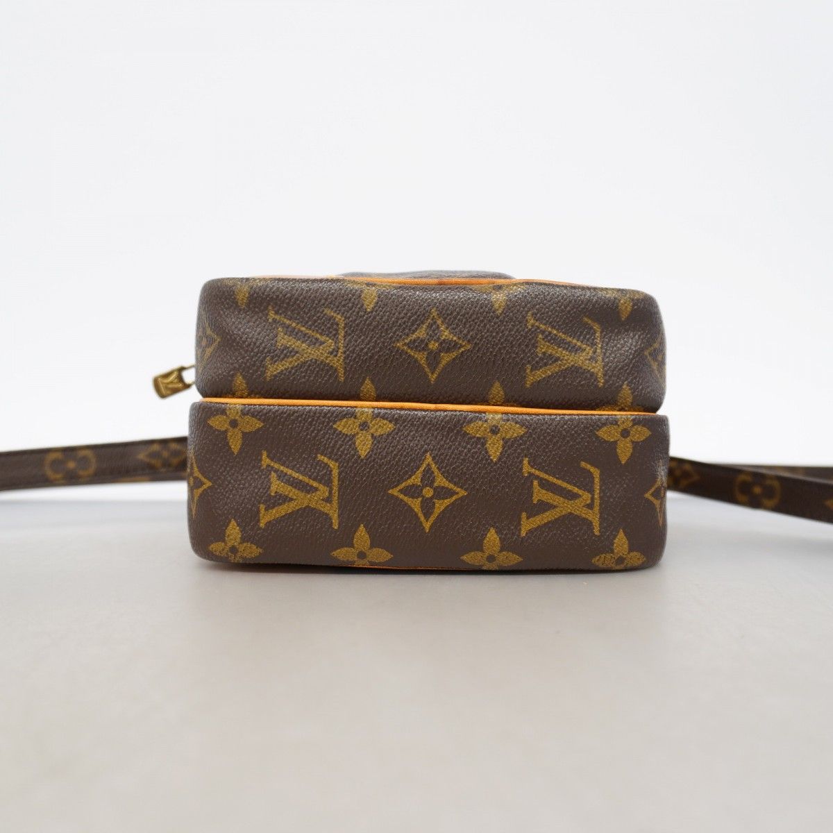 Louis Vuitton Shoulder Bag Monogram Amazon Brown — view 3