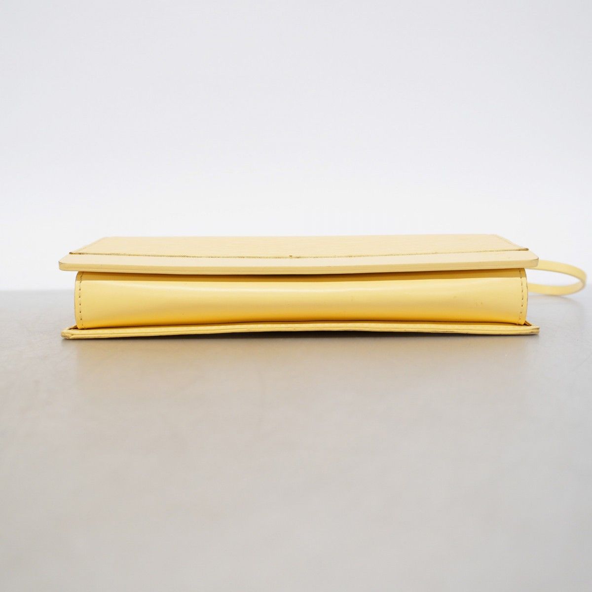 Louis Vuitton Shoulder Bag — view 3
