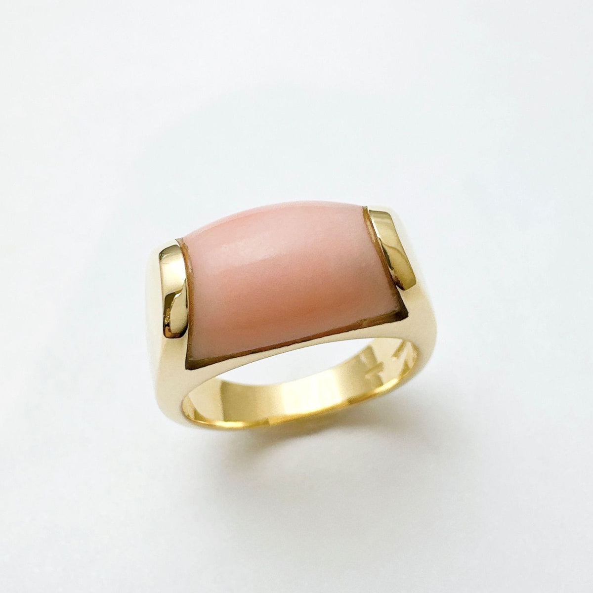 Bvlgari Tronquet Coral Yellow Gold Ring — view 2