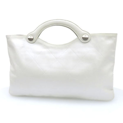 Chanel Quilted Clutch White — view 2
