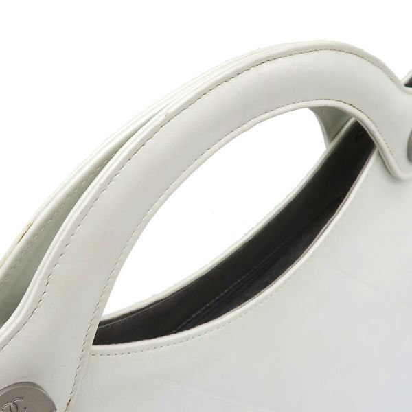 Chanel Quilted Clutch White — view 4