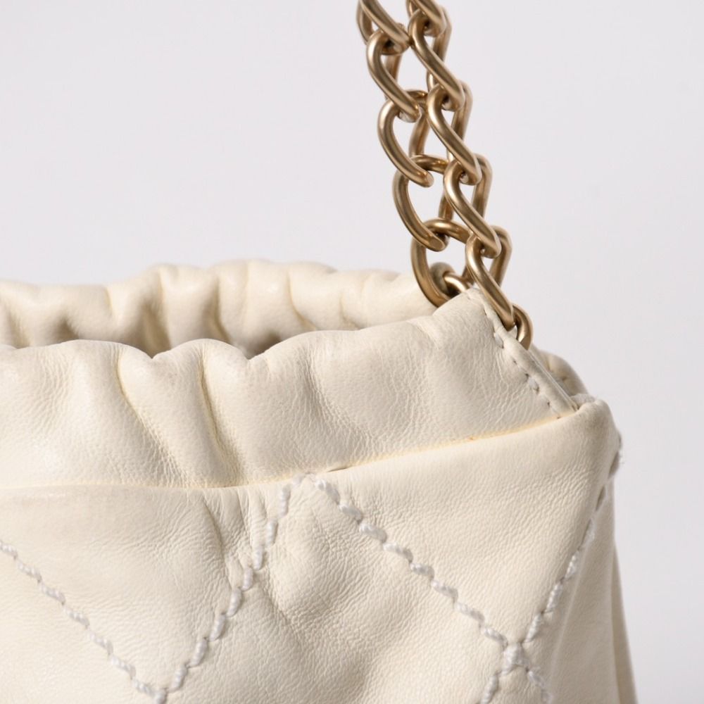 Chanel Shoulder Bag Chain Floral White Red Green Gold Lambskin — view 5