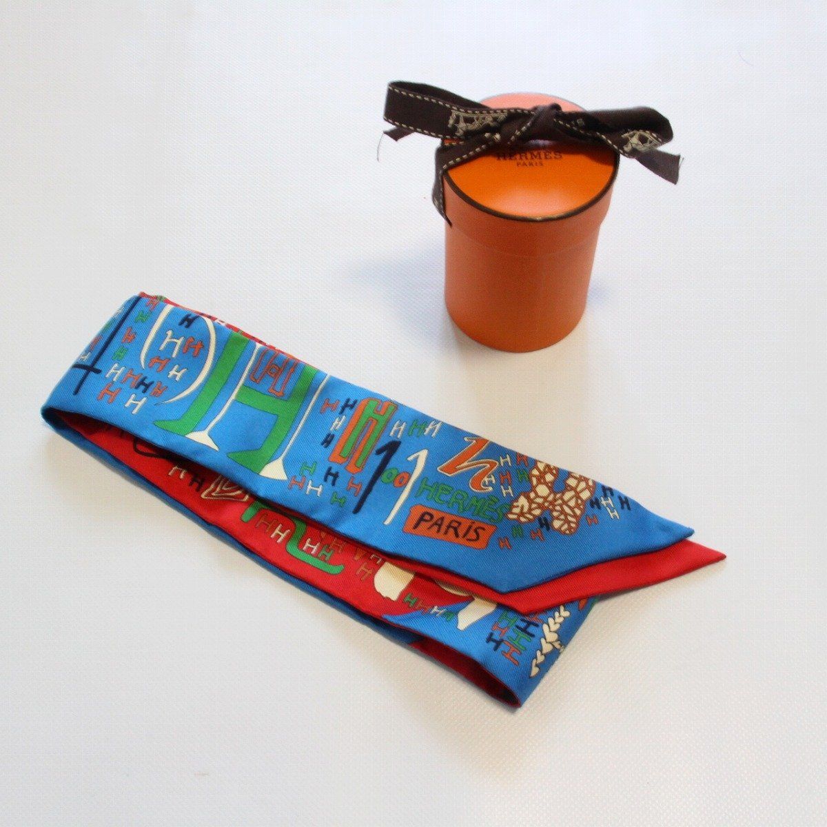 Hermes Twilight Thousand and One Silk 100% Blue Red Quality Scarf — view 8
