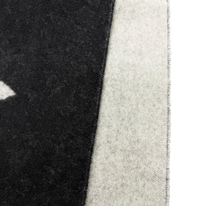 Louis Vuitton Echarpe Reykjavik Cashmere Scarf Black — view 4