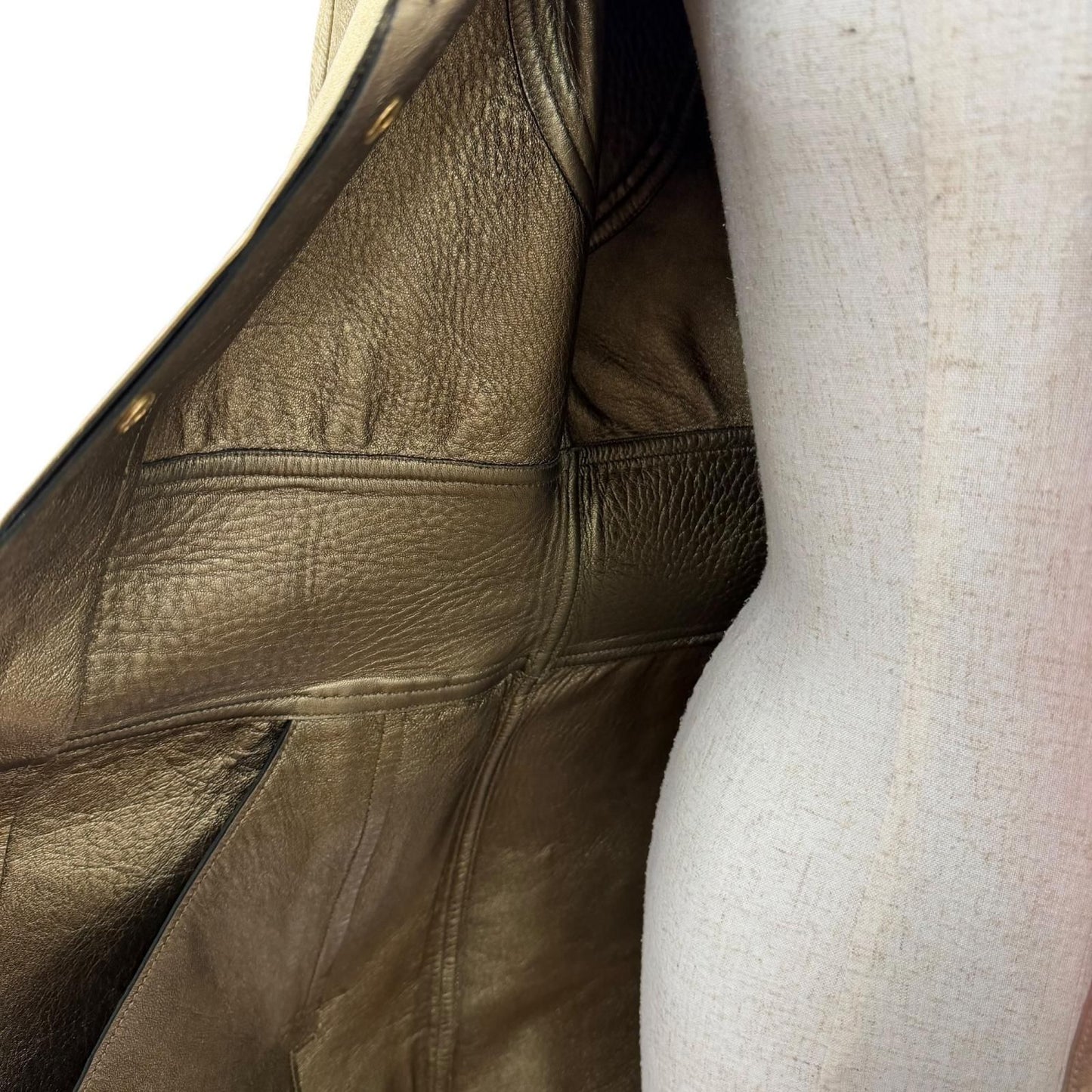 Gucci Vintage Sheepskin Era Lambskin Coat Gold 42 — view 5