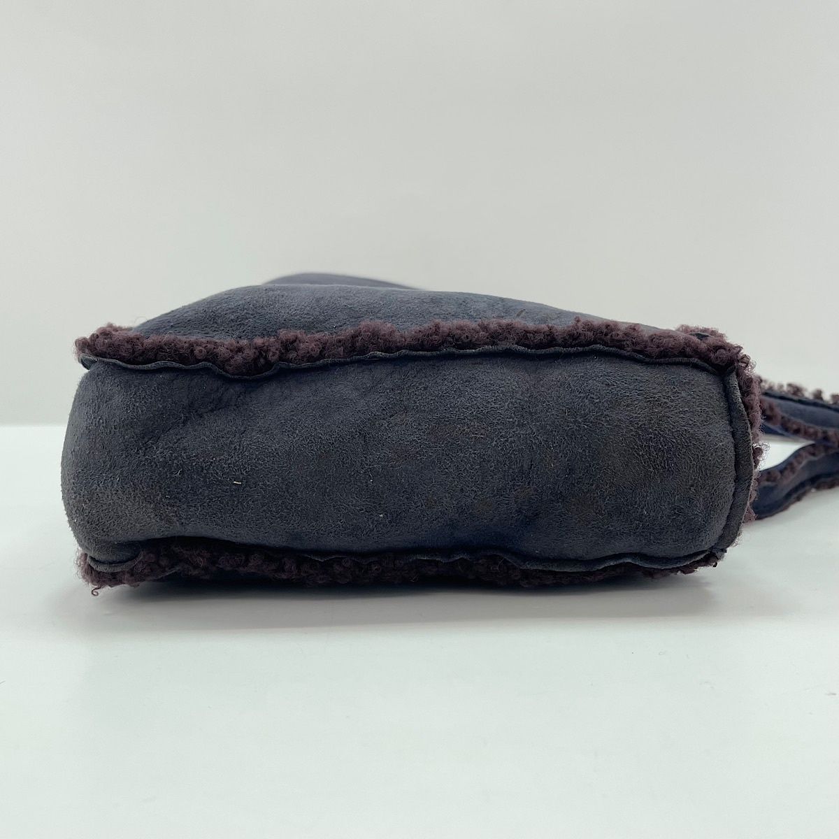 Chanel Handbag Navy — view 6