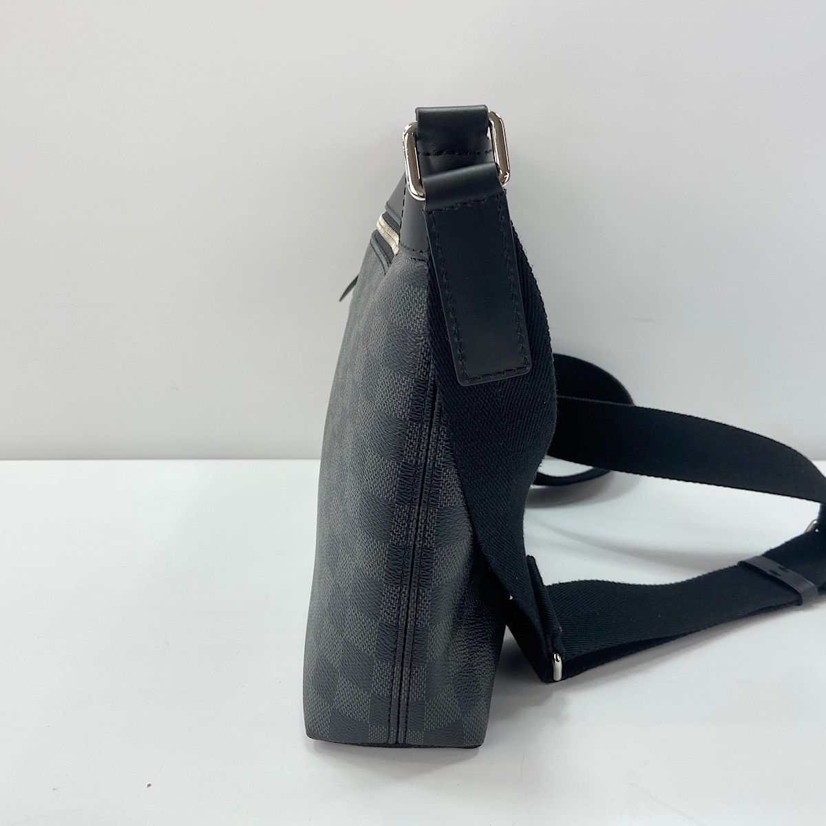 Louis Vuitton Shoulder Bag Mick PM — view 5