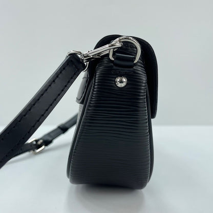 Louis Vuitton Shoulder Bag Pochette Montaigne — view 6