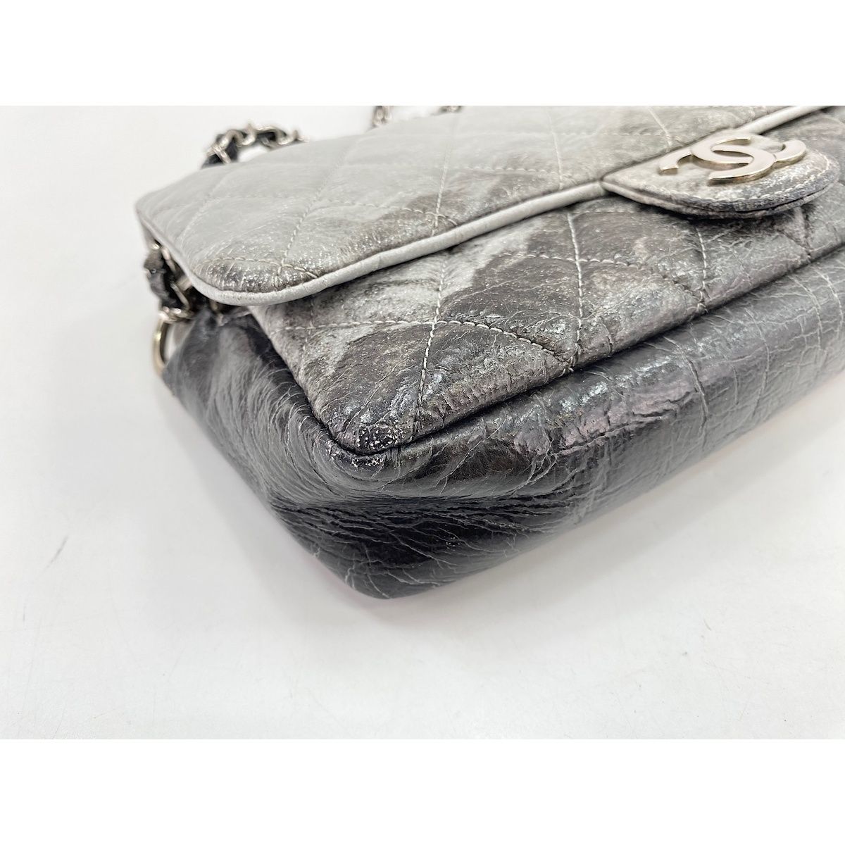 Chanel Shoulder Bag Quilted — view 8