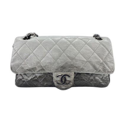 Chanel Shoulder Bag Quilted — view 2