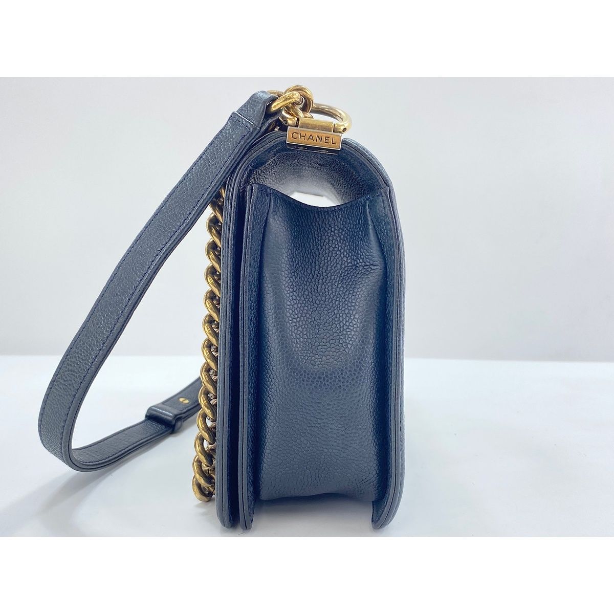 Chanel Shoulder Bag Boy Large — view 6