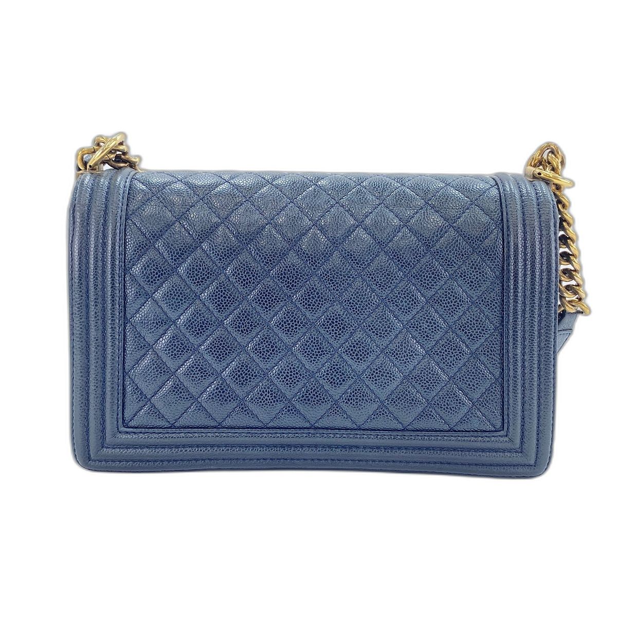 Chanel Shoulder Bag Boy Large — view 3