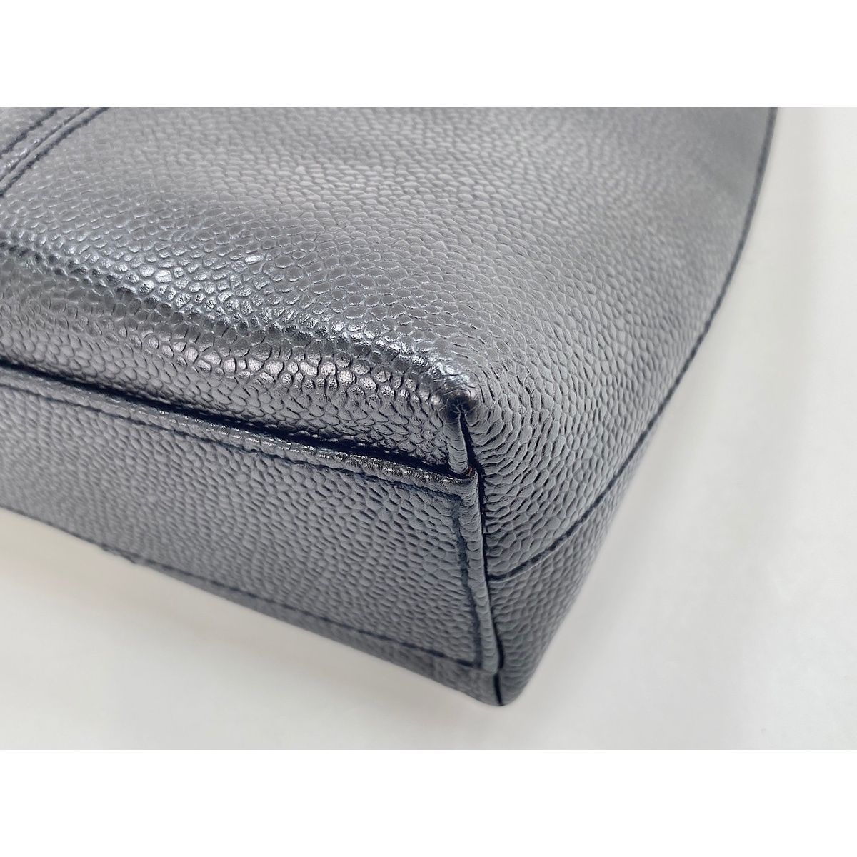 Chanel Tote Black — view 7