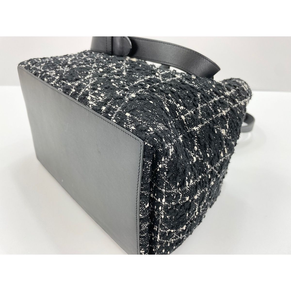 Dior Handbag Cannage Black — view 8
