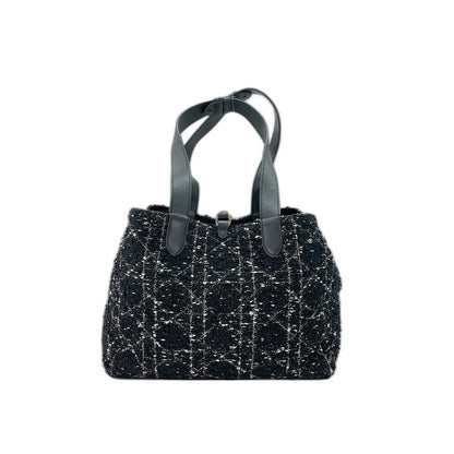 Dior Handbag Cannage Black — view 2