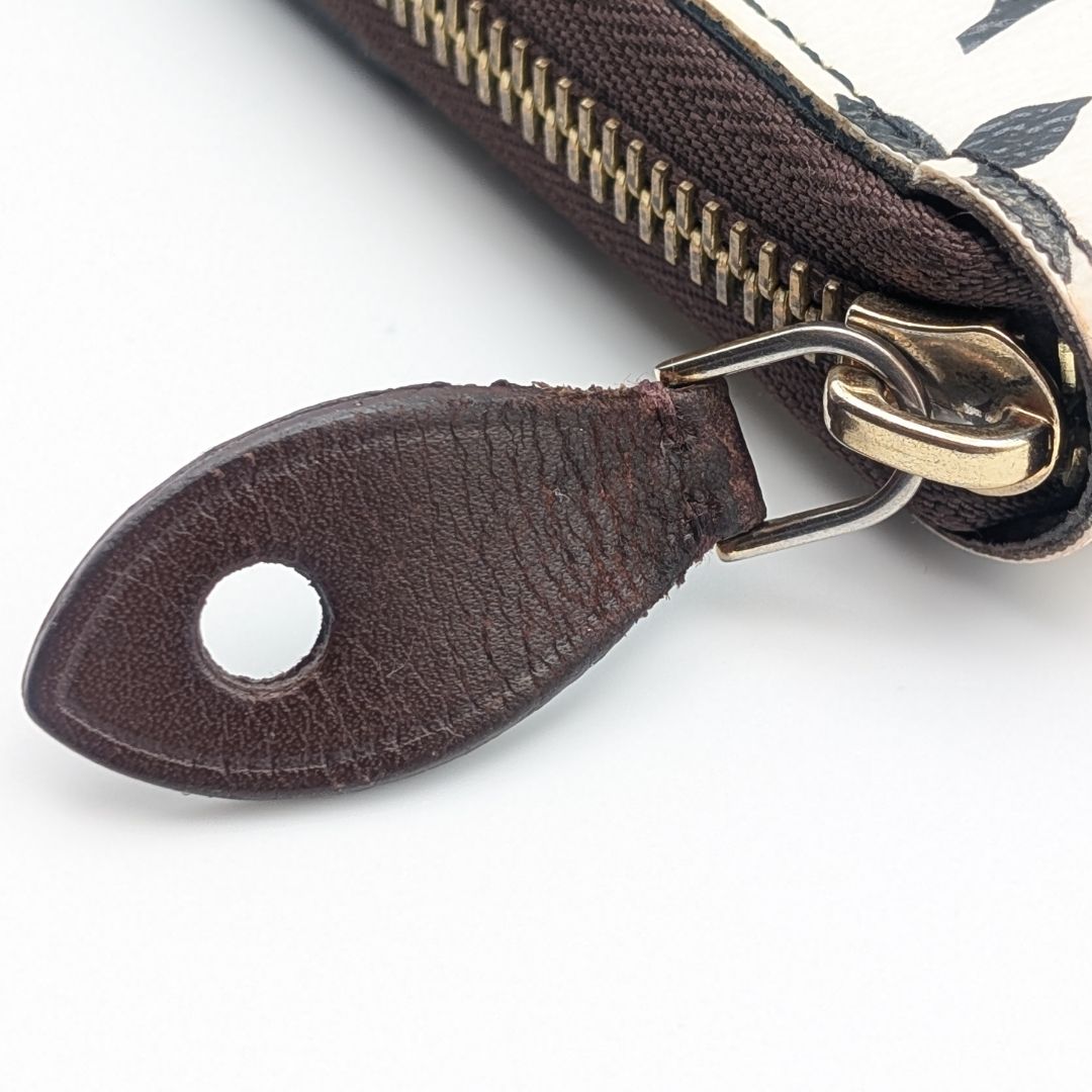 Louis Vuitton Zippy Wallet Monogram Blanc Leather Zip Around White Brown — view 6