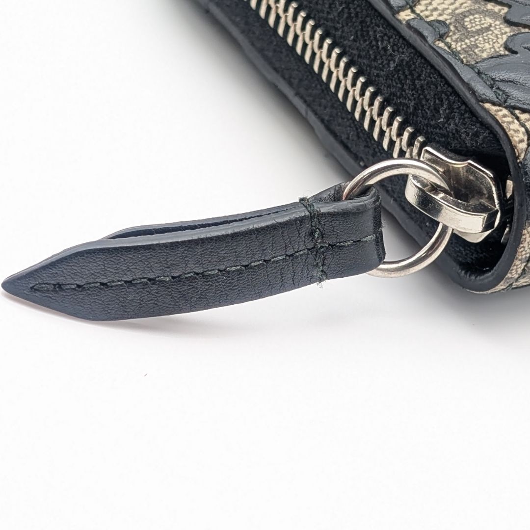 Gucci GG Supreme Arabesque Black Zip Around Wallet — view 5
